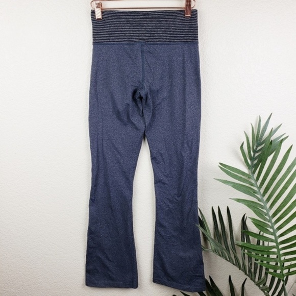 Lululemon Recognition Pants Flare Leg in Heathered Coal Black Mini Check Size 4 - Picture 5 of 16